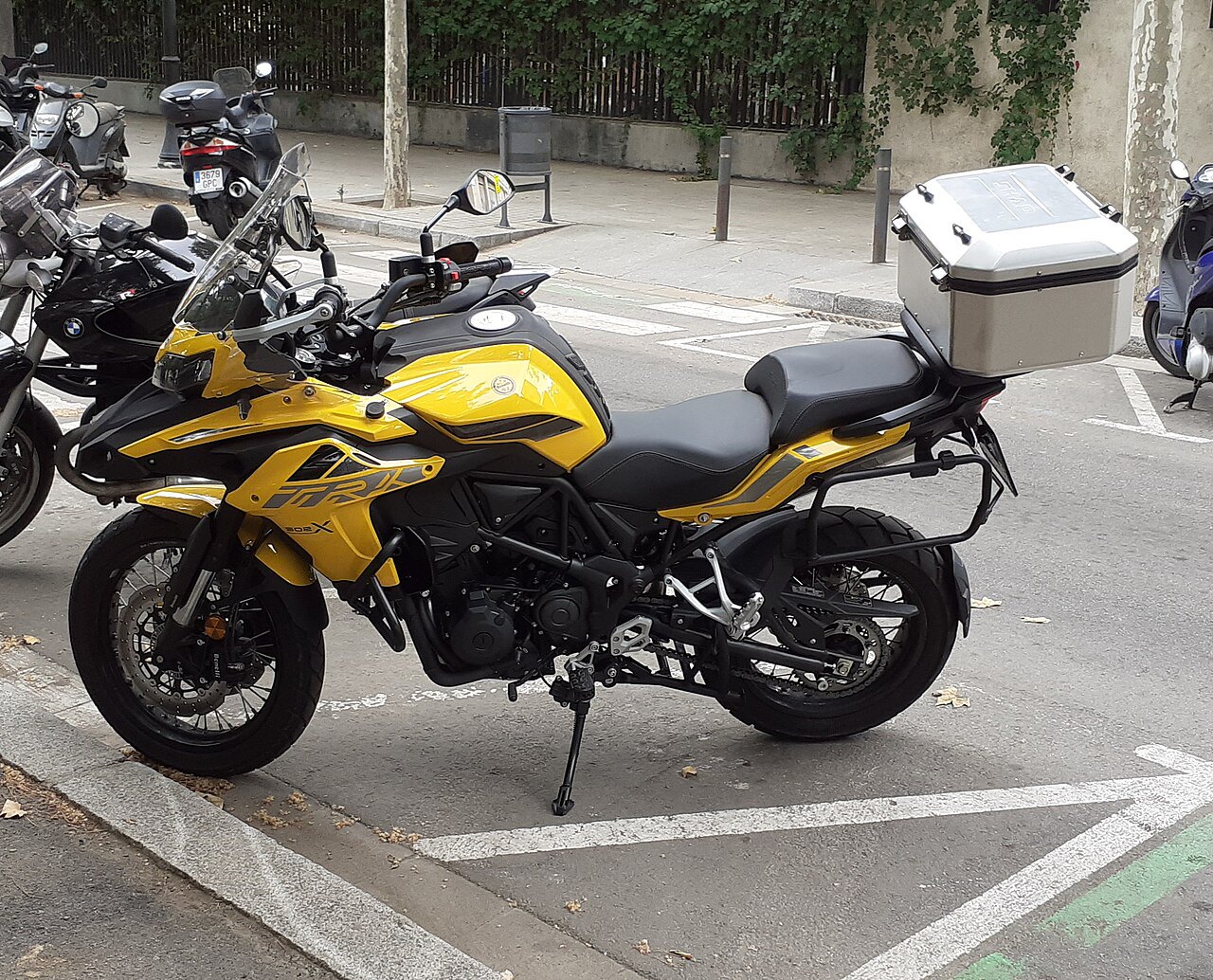 תצלום דגם - Benelli TRK502X