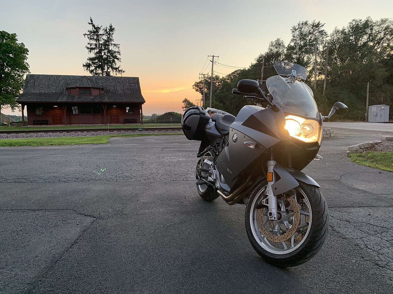 BMW F800ST