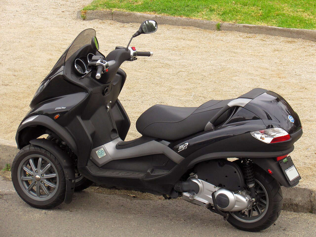 Piaggio MP3 250