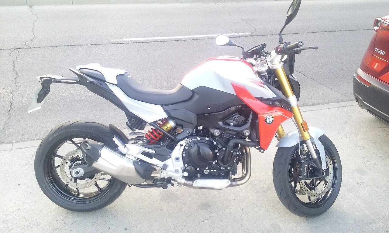 תצלום דגם - BMW F900R Pure