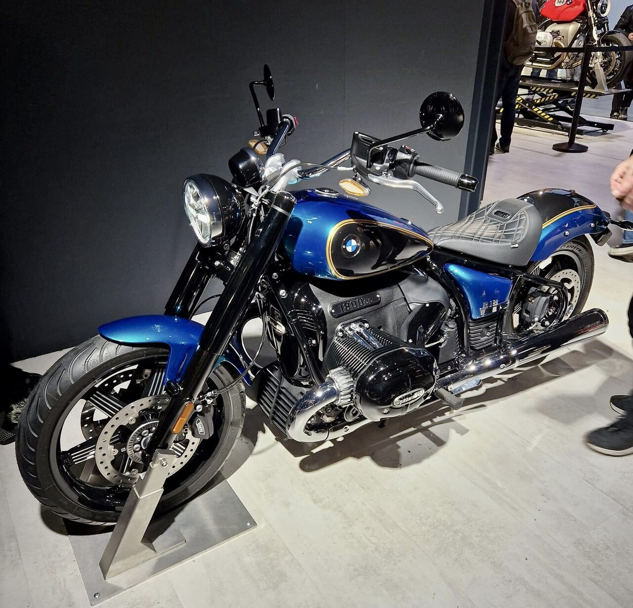 תצלום דגם - BMW CLASSIC R18 Pure