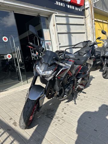 תצלום 1 - Z900 A