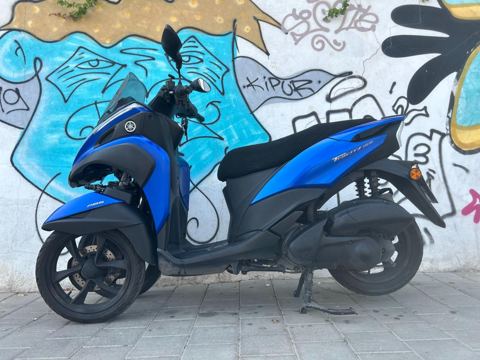 תצלום 2 - TRICITY 155