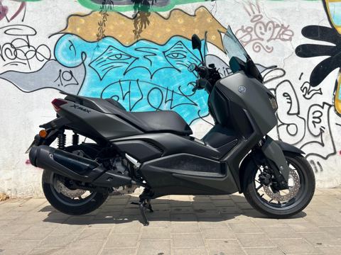 תצלום - X MAX 300