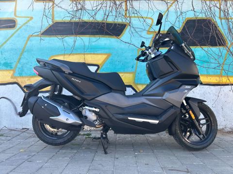 תצלום 3 - ADX 300