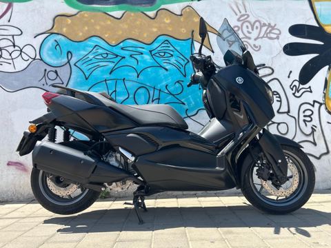 תצלום 1 - X MAX 300 TECH MAX