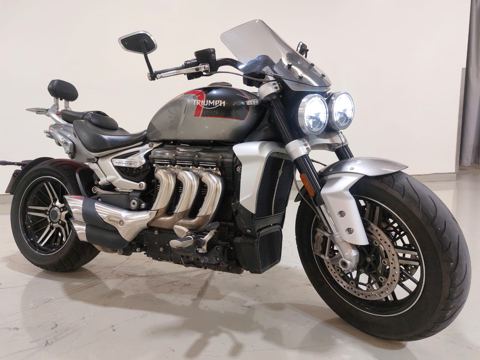 תצלום - TRIUMPH ROCKET