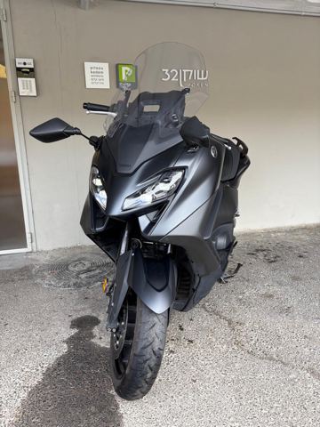 תצלום 1 - yamaha tmax 560